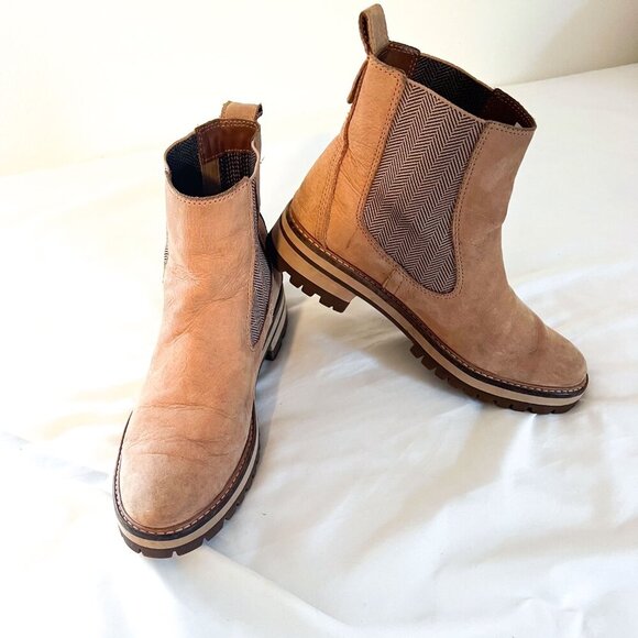 Timberland WOMEN'S COURMAYEUR VALLEY CHELSEA BOOTS taupe nubuck 10 ankle pull on - Picture 2 of 10